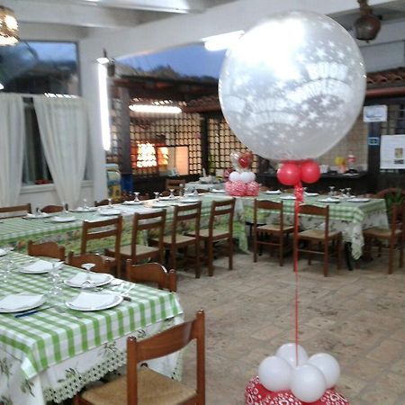 Agriturismo Beethoven Noci Bagian luar foto