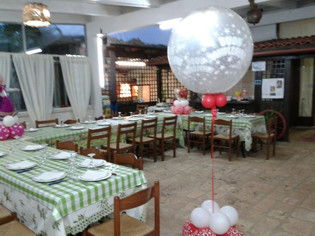 Agriturismo Beethoven Noci Bagian luar foto